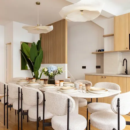 Luxury House With Ac - 6bd-12p - Batignolles *
