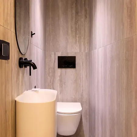 Luxury House With Ac - 6bd-12p - Batignolles